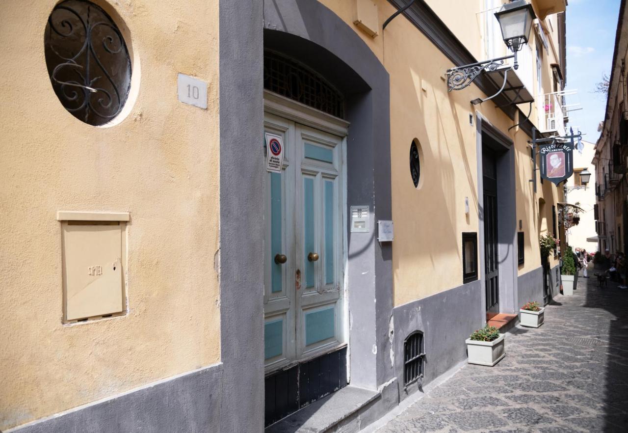 Apartament Piazza Tasso Max 1 Półwysep Sorrentyński Zewnętrze zdjęcie