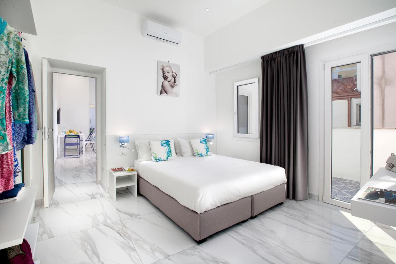 Apartament Piazza Tasso Max 1 Półwysep Sorrentyński Zewnętrze zdjęcie