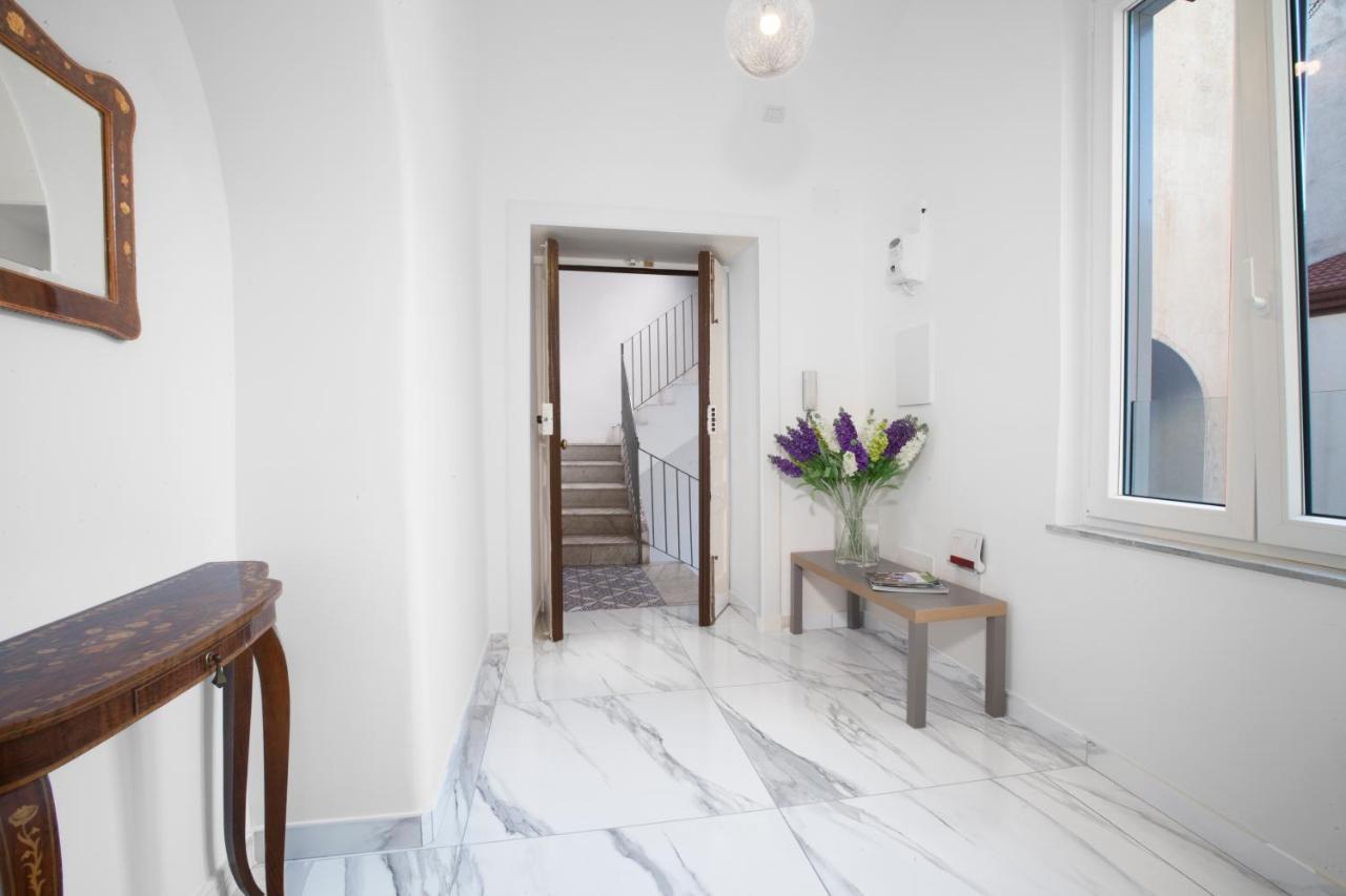 Apartament Piazza Tasso Max 1 Półwysep Sorrentyński Zewnętrze zdjęcie