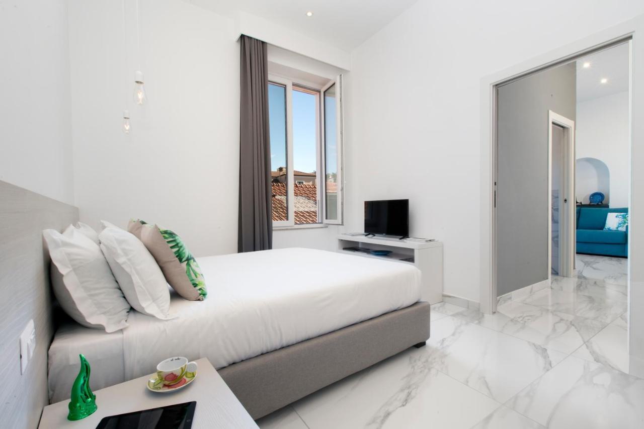 Apartament Piazza Tasso Max 1 Półwysep Sorrentyński Zewnętrze zdjęcie